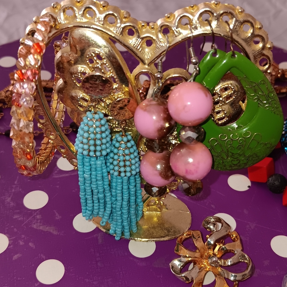 Jewelry Bundle - Picture 6 of 16